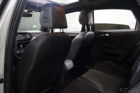 VOLKSWAGEN Jetta 1.4 4P 250 TSI R-LINE AUTOMTICO, Foto 9