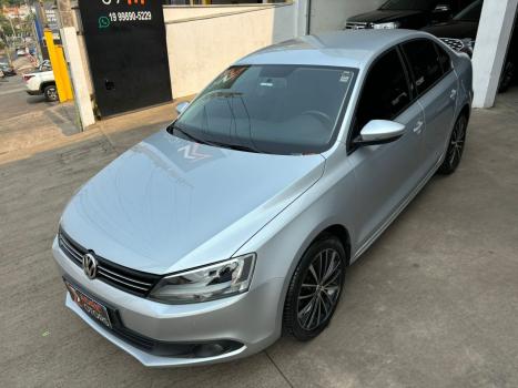 VOLKSWAGEN Jetta 2.0 4P FLEX CONFORTLINE TIPTRONIC AUTOMTICO, Foto 4