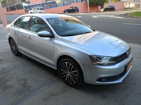 VOLKSWAGEN Jetta 2.0 4P TSI HIGHLINE 211 CV AUTOMTICO, Foto 4