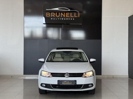 VOLKSWAGEN Jetta 2.0 4P TSI HIGHLINE 211 CV AUTOMTICO, Foto 2
