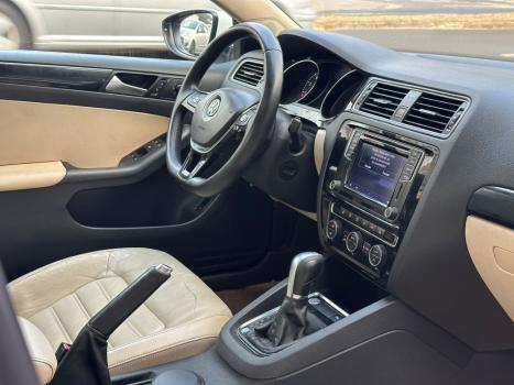 VOLKSWAGEN Jetta 2.0 4P TSI HIGHLINE 211 CV AUTOMTICO, Foto 11