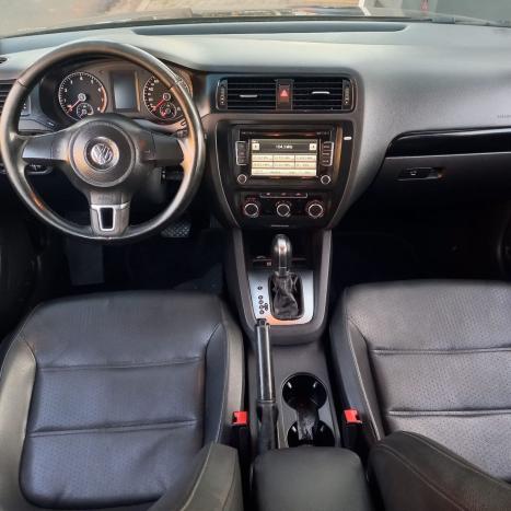 VOLKSWAGEN Jetta 2.0 4P FLEX CONFORTLINE TIPTRONIC AUTOMTICO, Foto 6