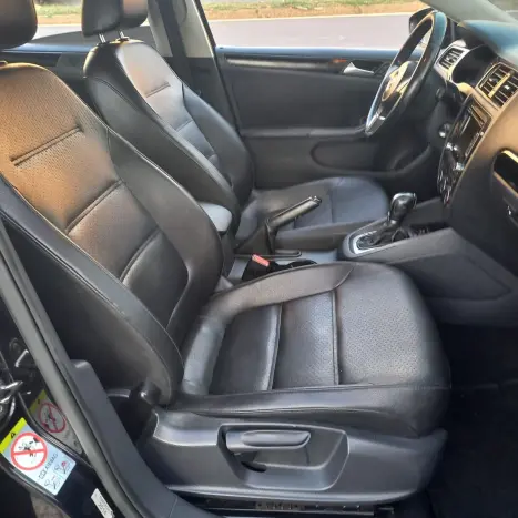 VOLKSWAGEN Jetta 2.0 4P FLEX CONFORTLINE TIPTRONIC AUTOMTICO, Foto 13