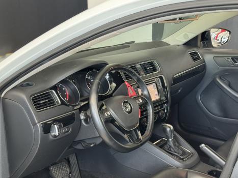 VOLKSWAGEN Jetta 2.0 4P TSI HIGHLINE 211 CV AUTOMTICO, Foto 6