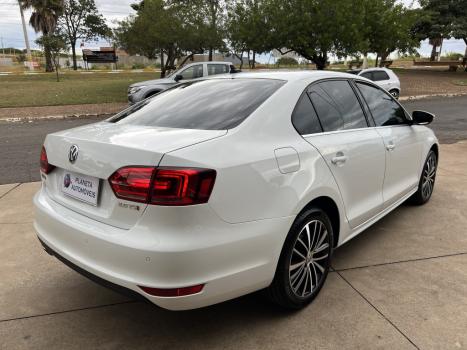 VOLKSWAGEN Jetta 2.0 4P TSI HIGHLINE 211 CV AUTOMTICO, Foto 4