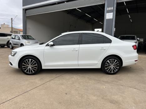 VOLKSWAGEN Jetta 2.0 4P TSI HIGHLINE 211 CV AUTOMTICO, Foto 8