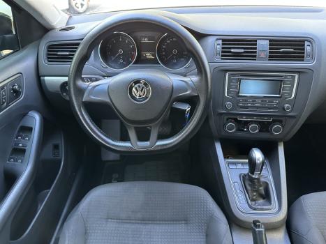 VOLKSWAGEN Jetta 2.0 4P TRENDLINE FLEX AUTOMTICO, Foto 5
