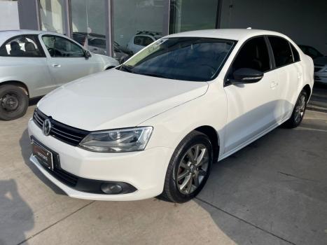 VOLKSWAGEN Jetta 2.0 4P FLEX CONFORTLINE TIPTRONIC AUTOMTICO, Foto 2