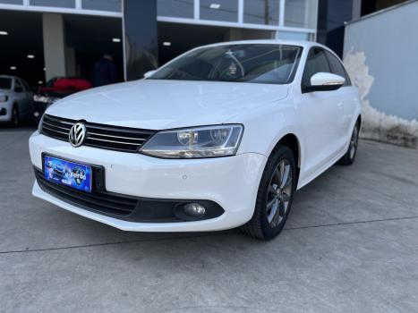 VOLKSWAGEN Jetta 2.0 4P CONFORTLINE TIPTRONIC AUTOMTICO, Foto 3
