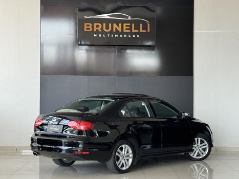 VOLKSWAGEN Jetta 2.0 4P TSI HIGHLINE 211 CV AUTOMTICO, Foto 4
