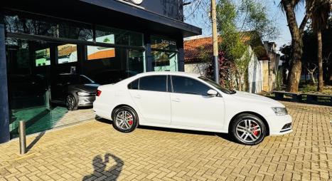 VOLKSWAGEN Jetta 2.0 4P FLEX CONFORTLINE TIPTRONIC AUTOMTICO, Foto 3