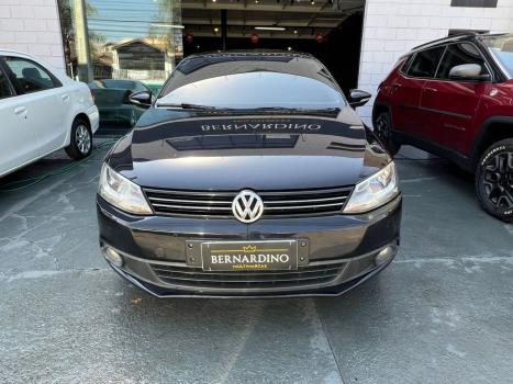 VOLKSWAGEN Jetta 2.0 4P FLEX CONFORTLINE TIPTRONIC AUTOMTICO, Foto 2