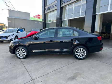 VOLKSWAGEN Jetta 2.0 4P CONFORTLINE FLEX, Foto 3