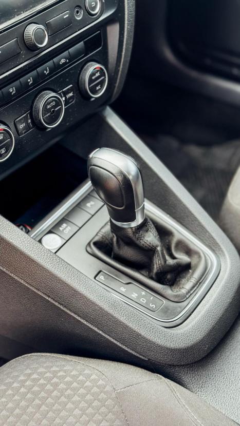 VOLKSWAGEN Jetta 2.0 4P CONFORTLINE TIPTRONIC AUTOMTICO, Foto 7