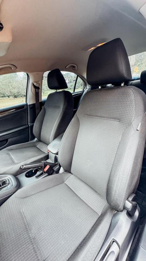 VOLKSWAGEN Jetta 2.0 4P CONFORTLINE TIPTRONIC AUTOMTICO, Foto 8