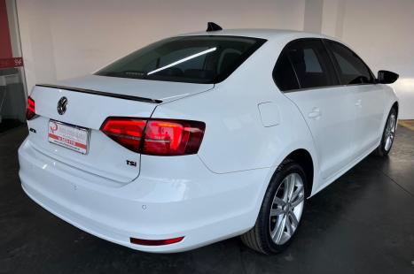 VOLKSWAGEN Jetta 2.0 4P TSI HIGHLINE 211 CV AUTOMTICO, Foto 4