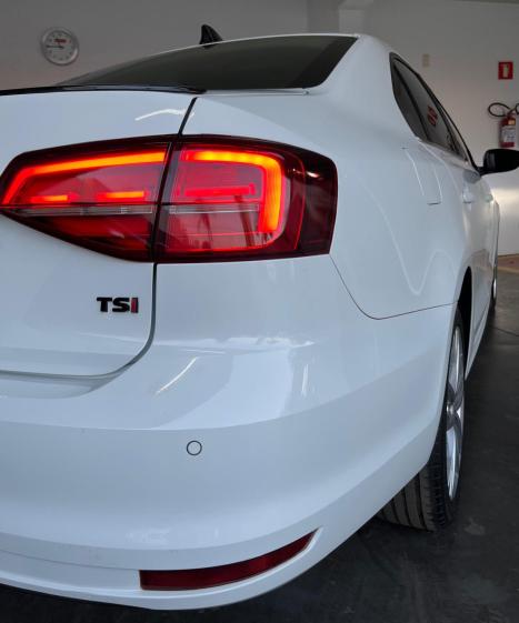 VOLKSWAGEN Jetta 2.0 4P TSI HIGHLINE 211 CV AUTOMTICO, Foto 10