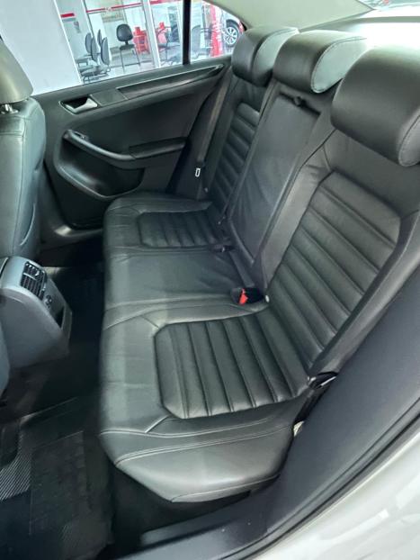 VOLKSWAGEN Jetta 2.0 4P TSI HIGHLINE 211 CV AUTOMTICO, Foto 21
