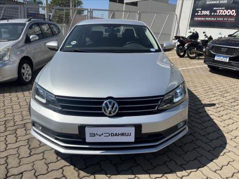 VOLKSWAGEN Jetta 2.0 4P TSI HIGHLINE 211 CV AUTOMTICO, Foto 2