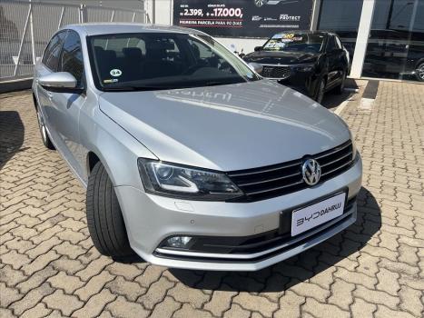 VOLKSWAGEN Jetta 2.0 4P TSI HIGHLINE 211 CV AUTOMTICO, Foto 3