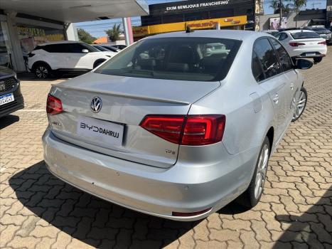 VOLKSWAGEN Jetta 2.0 4P TSI HIGHLINE 211 CV AUTOMTICO, Foto 18