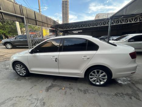 VOLKSWAGEN Jetta 2.0 4P CONFORTLINE TIPTRONIC AUTOMTICO, Foto 4
