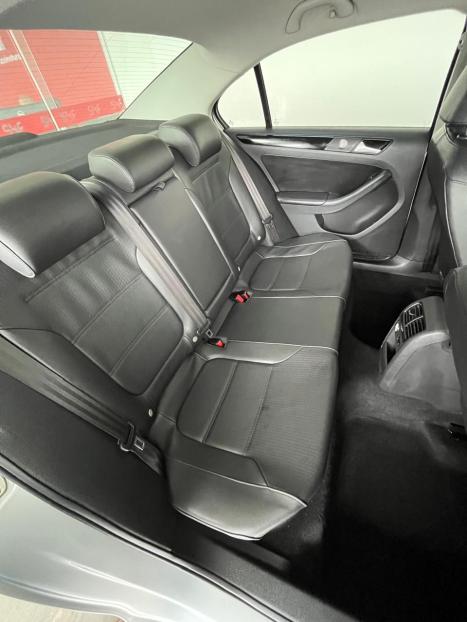 VOLKSWAGEN Jetta 2.0 4P CONFORTLINE TIPTRONIC AUTOMTICO, Foto 20