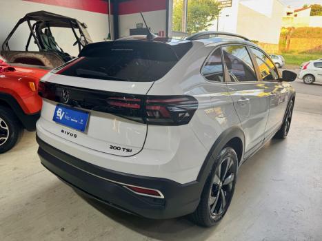 VOLKSWAGEN Nivus 1.0 4P FLEX 200 TSI HIGHLINE TURBO AUTOMTICO, Foto 4