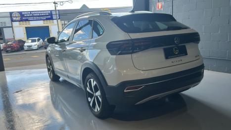 VOLKSWAGEN Nivus 1.0 4P FLEX 200 TSI HIGHLINE TURBO AUTOMTICO, Foto 3