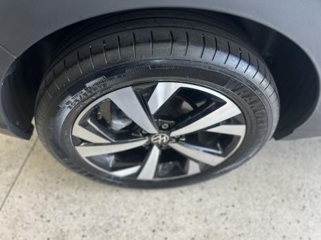 VOLKSWAGEN Nivus 1.0 4P FLEX 200 TSI HIGHLINE TURBO AUTOMTICO, Foto 9