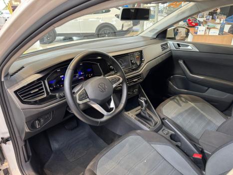 VOLKSWAGEN Nivus 1.0 4P FLEX 200 TSI COMFORTLINE TURBO AUTOMTICO, Foto 4
