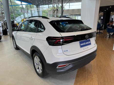 VOLKSWAGEN Nivus 1.0 4P FLEX 200 TSI COMFORTLINE TURBO AUTOMTICO, Foto 11