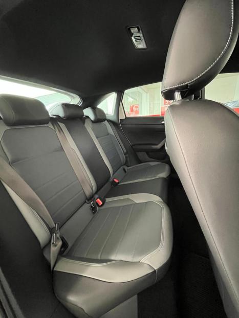 VOLKSWAGEN Nivus 1.0 4P FLEX 200 TSI HIGHLINE TURBO AUTOMTICO, Foto 17