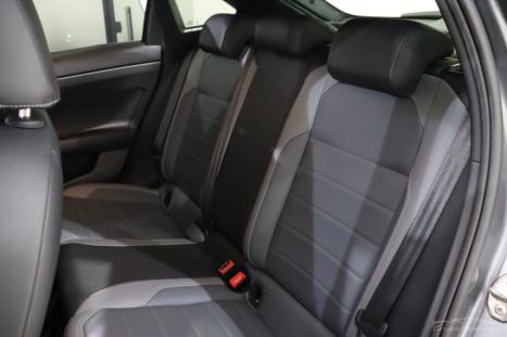 VOLKSWAGEN Nivus 1.0 4P FLEX 200 TSI HIGHLINE TURBO AUTOMTICO, Foto 8
