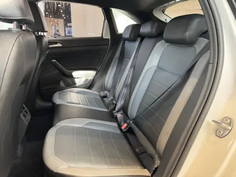 VOLKSWAGEN Nivus 1.0 4P FLEX 200 TSI HIGHLINE TURBO AUTOMTICO, Foto 6