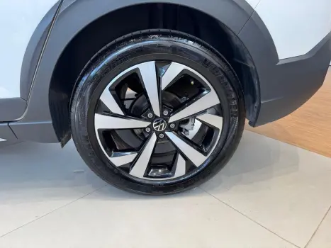 VOLKSWAGEN Nivus 1.0 4P FLEX 200 TSI HIGHLINE TURBO AUTOMTICO, Foto 8