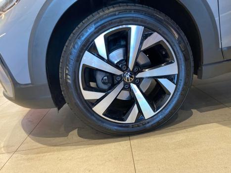 VOLKSWAGEN Nivus 1.0 4P FLEX 200 TSI HIGHLINE TURBO AUTOMTICO, Foto 8