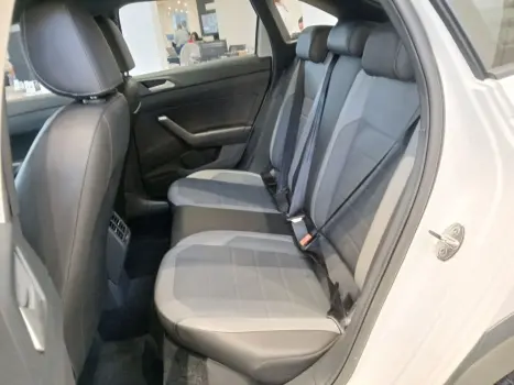 VOLKSWAGEN Nivus 1.0 4P FLEX 200 TSI HIGHLINE TURBO AUTOMTICO, Foto 6