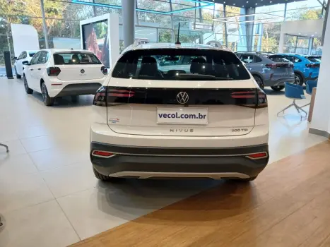 VOLKSWAGEN Nivus 1.0 4P FLEX 200 TSI HIGHLINE TURBO AUTOMTICO, Foto 10