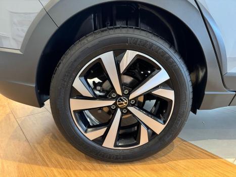 VOLKSWAGEN Nivus 1.0 4P FLEX 200 TSI HIGHLINE TURBO AUTOMTICO, Foto 8