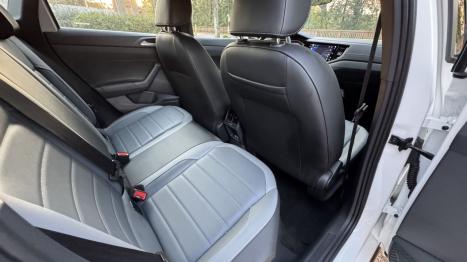 VOLKSWAGEN Nivus 1.0 4P FLEX 200 TSI HIGHLINE TURBO AUTOMTICO, Foto 8