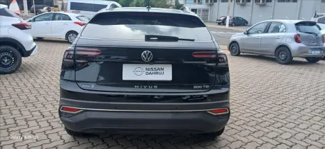 VOLKSWAGEN Nivus 1.0 4P FLEX 200 TSI COMFORTLINE TURBO AUTOMTICO, Foto 11