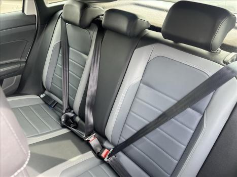 VOLKSWAGEN Nivus 1.0 4P FLEX 200 TSI HIGHLINE TURBO AUTOMTICO, Foto 14