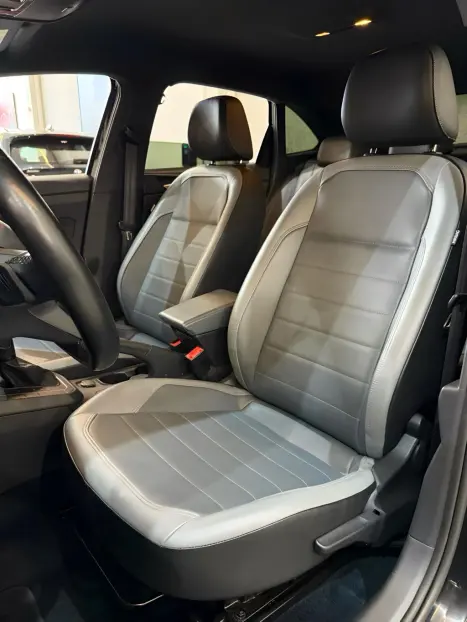 VOLKSWAGEN Nivus 1.0 4P FLEX 200 TSI HIGHLINE TURBO AUTOMTICO, Foto 10