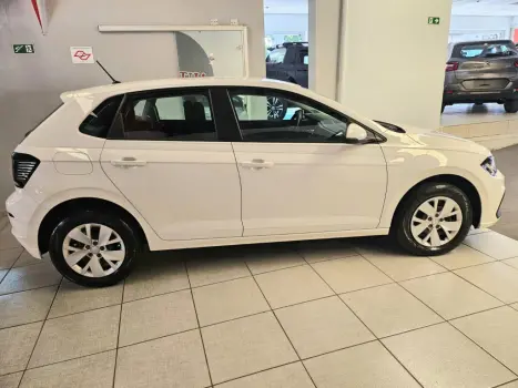 VOLKSWAGEN Polo Hatch 1.0 12V 4P MPI FLEX, Foto 4