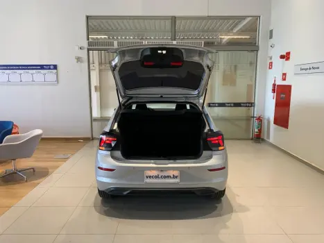 VOLKSWAGEN Polo Hatch 1.0 4P 170 TSI HIGHLINE AUTOMTICO, Foto 12