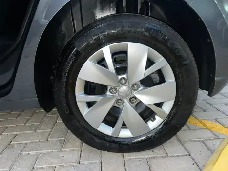 VOLKSWAGEN Polo Hatch 1.0 12V 4P MPI FLEX, Foto 17