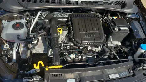 VOLKSWAGEN Polo Hatch 1.0 12V 4P MPI FLEX, Foto 12