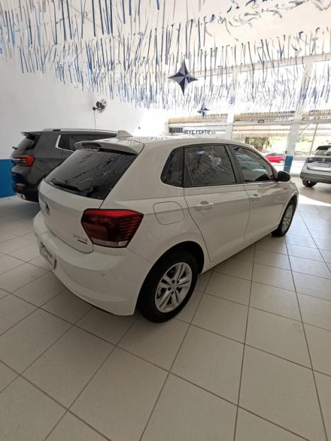 VOLKSWAGEN Polo Hatch 1.0 12V 4P 200 TSI COMFORTLINE, Foto 4