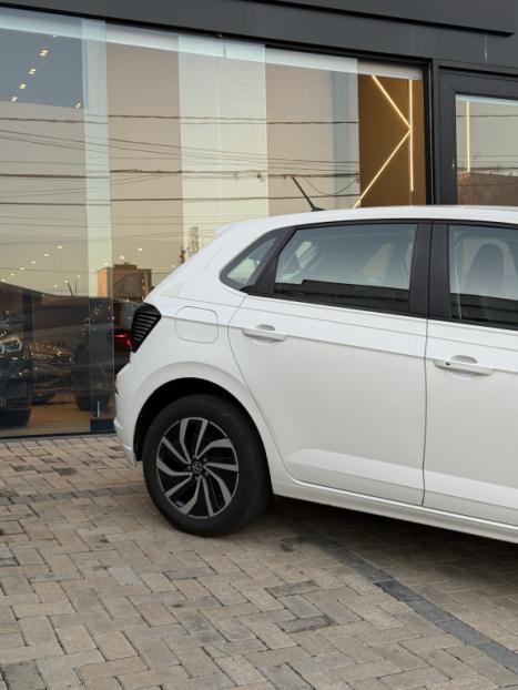 VOLKSWAGEN Polo Hatch 1.0 12V 4P 200 TSI HIGHLINE AUTOMTICO, Foto 2